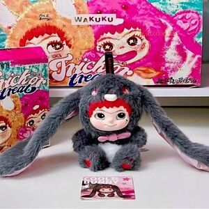 Wakuku Trick Or Treat CONFIRMED Cool Bunny Plush Toy - Gray and Pink